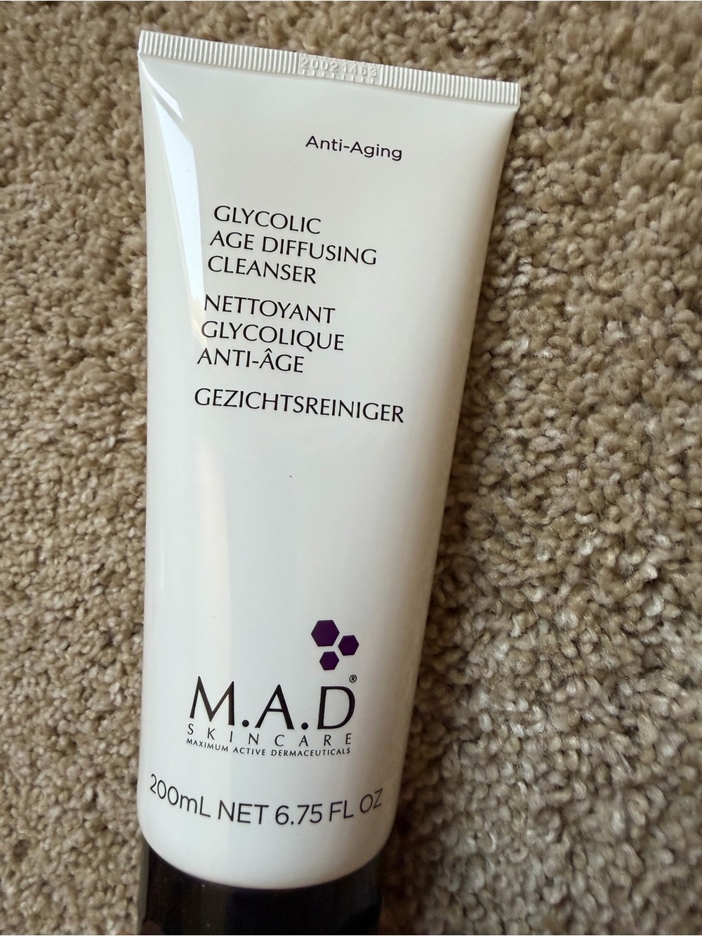 NEW M.A.D Glycolic Age Diffusing Cleanser